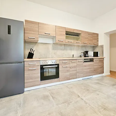 Tolstov - 4 Mit Terrasse Lejlighed *